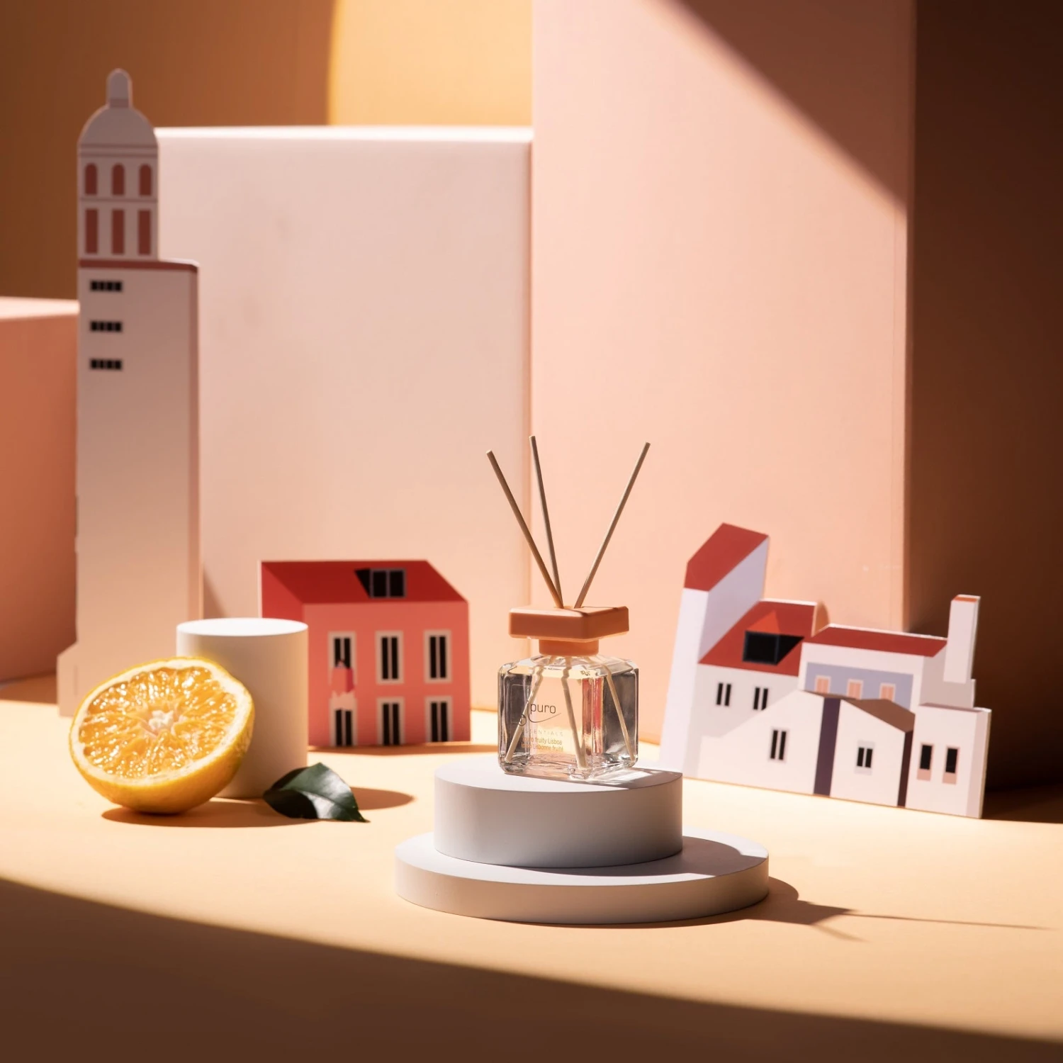 ESSENTIALS Ipuro Fruity Lisboa Raumduft 2 ESSENTIALS Ipuro Fruity Lisboa Raumduft – Bild 2