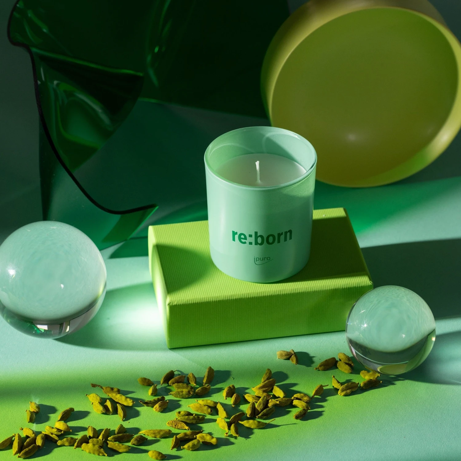 WE ARE: Ipuro Re:born Duftkerze 2 WE ARE: Ipuro Re:born Duftkerze – Bild 2